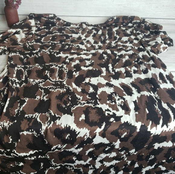 LulaRoe Animal‎ Print Shirt | Women's Sz Large - Picture 4 of 6